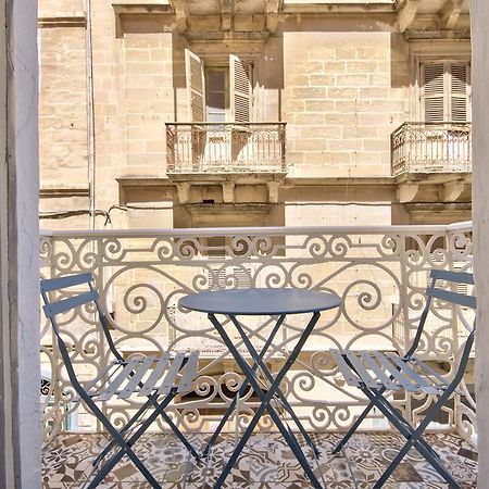 Central Valletta Two Bedroom Apartment 외부 사진
