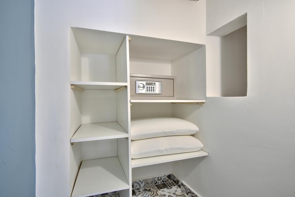 Central Valletta Two Bedroom Apartment 외부 사진